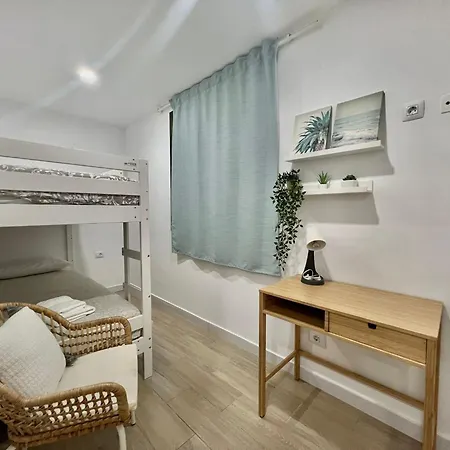 As De Casas - Valdes Center 1 - Cristianos Lejlighed *